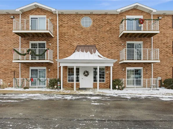 506 Dehaven Ct #506, Glenshaw, PA 15116