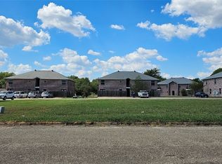 2099 Albert Broadfoot, Bonham, TX 75418