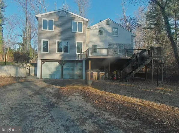 14 Bryn Mawr Ave, Newtown Square, PA 19073