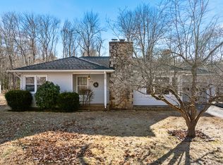 1458 Manchester Rd, Glastonbury, CT 06033