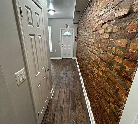 3rd image of 2317 E Federal St