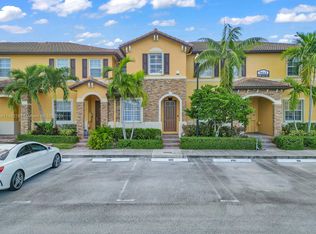 9113 SW 227th St UNIT 4, Cutler Bay, FL 33190