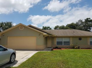 1112 E Lombardy Dr, Deltona, FL 32725