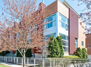 2149 W Churchill St, Chicago, IL 60647