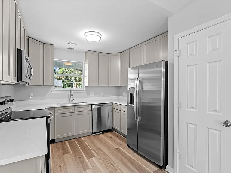 1 Folson Ct — Photo 4