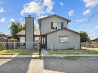 1809 N Turner St, Visalia, CA 93291