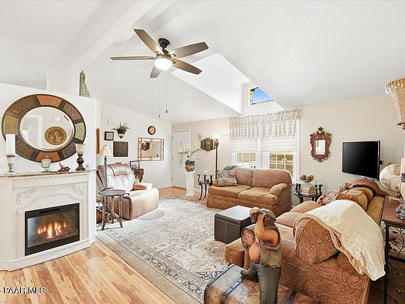 5th image of 1941 E Mountain Hollow Dr