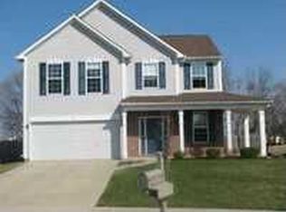 1455 Vinewood Dr, Greenwood, IN 46143