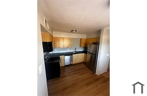 Building Photo - 2846 E Tierra Buena Ln #103