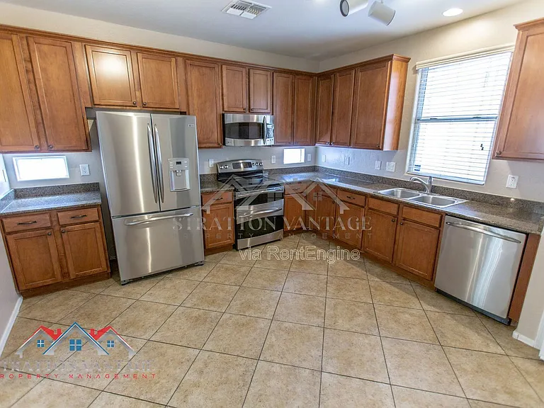 4352 E Carla Vista Dr — Photo 13