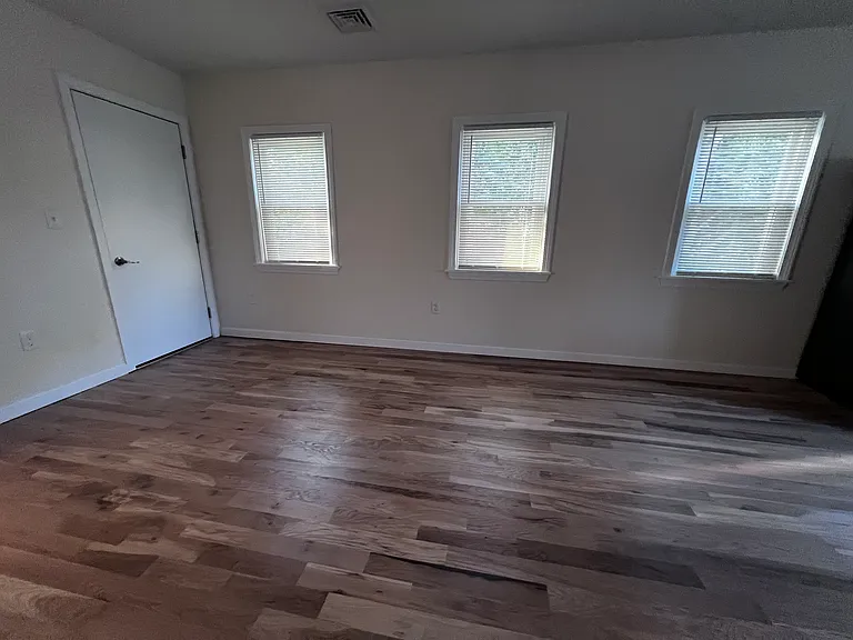 14 Marriott Ave — Photo 12
