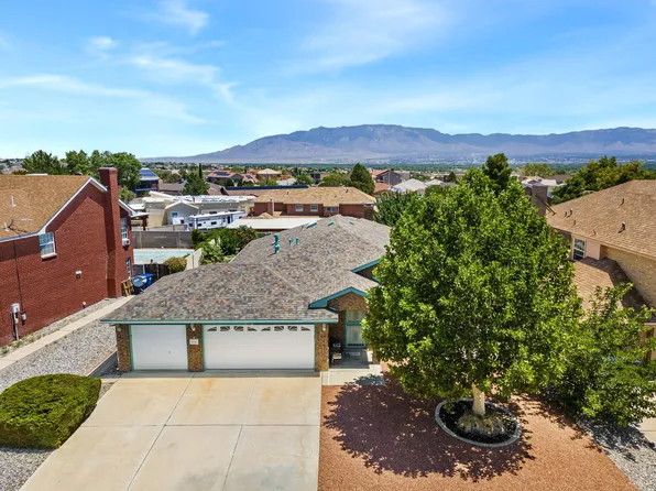 5016 Summersville Dr NW, Albuquerque, NM 87120