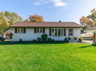 18267 Ash Dr, Strongsville, OH