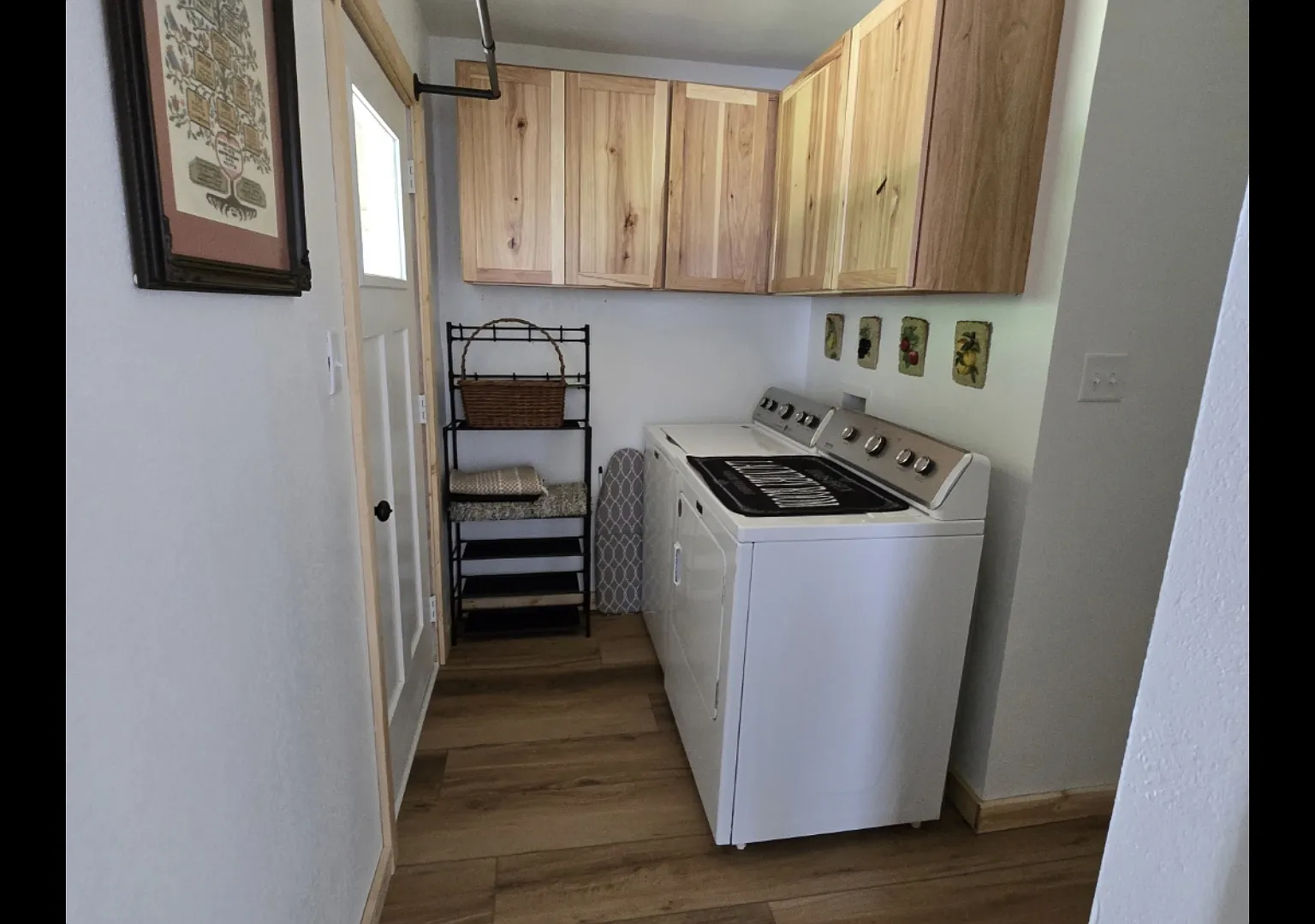 2429 Prairie St — Photo 3