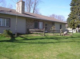 301 E Four Mile Rd, Racine, WI 53402