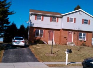 39 Pinewood Cir, Hanover, PA 17331