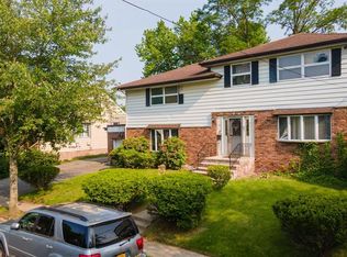 74 Intervale Rd, Teaneck, NJ 07666