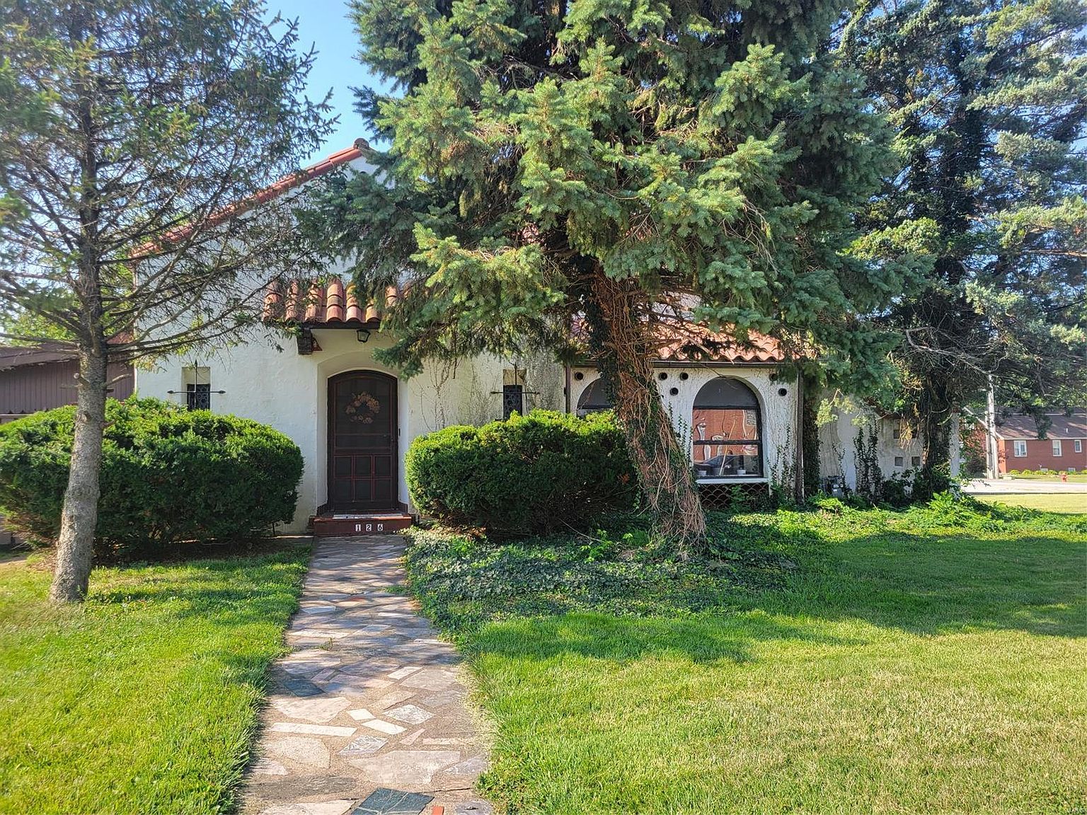 126 E Saint Louis St, Hoyleton, IL 62803 MLS 24041313 Zillow