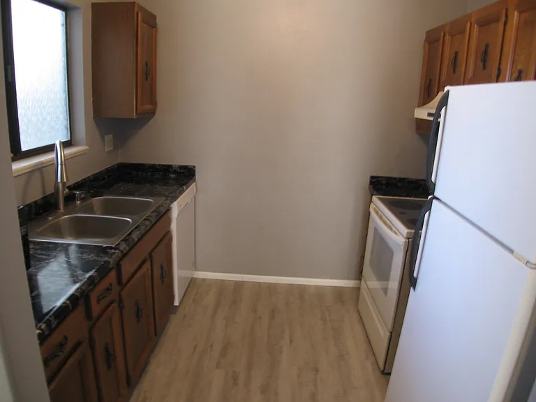 3231 Lakeside Dr #302 — Photo 5