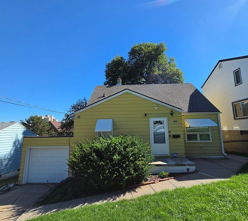 1st image of 2125 S 46th St