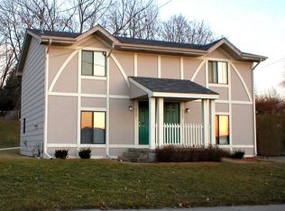 2205 NW 90th St, Clive, IA 50325