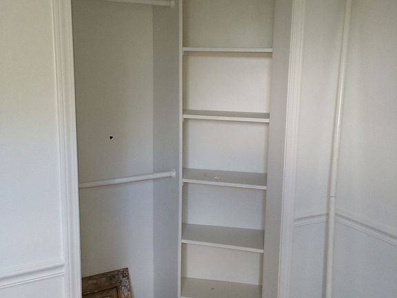 3rd image of 183 Firwood Dr