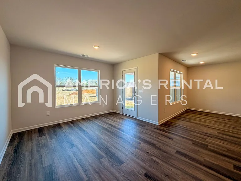 9945 Sequoyah Cove Dr SE — Photo 29