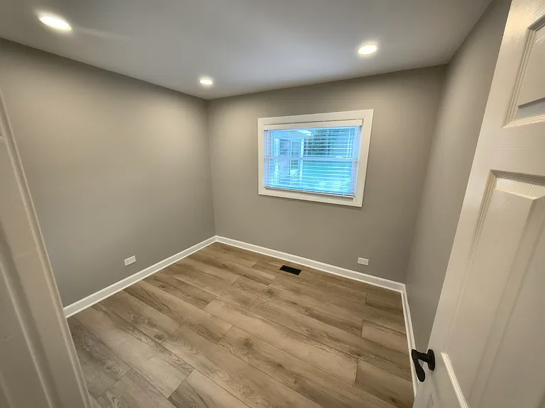 460 Western St — Photo 19