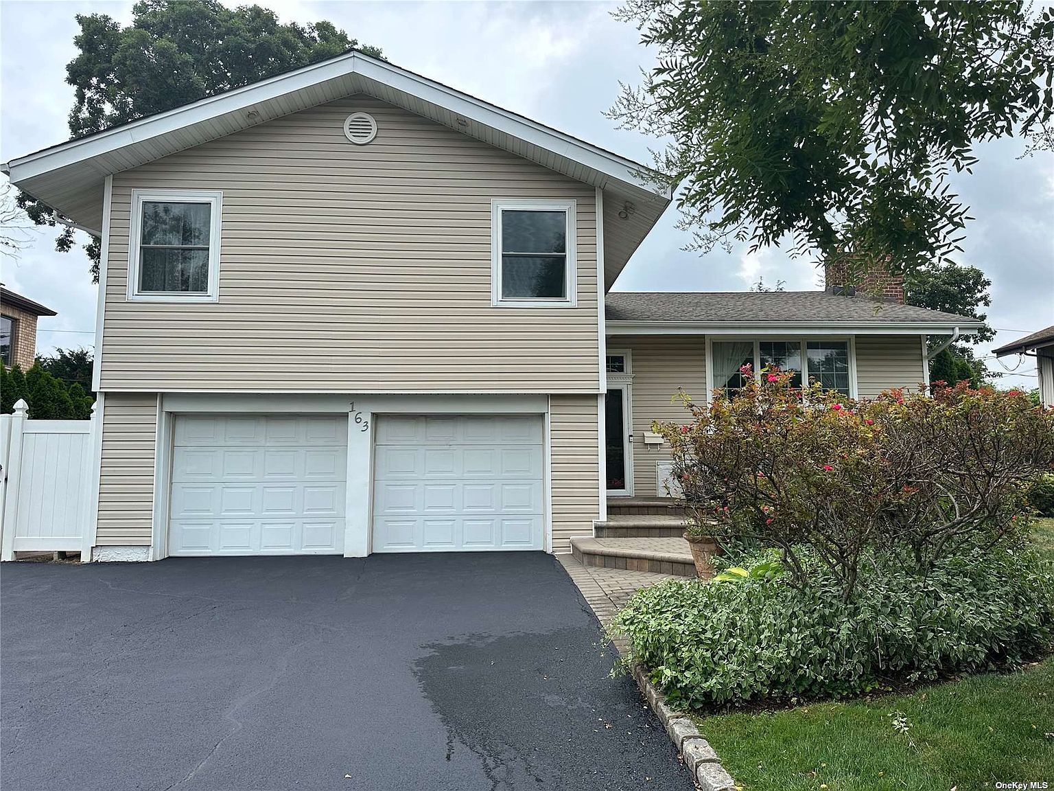 163 Maytime Drive, Jericho, NY 11753 MLS 3483751 Zillow