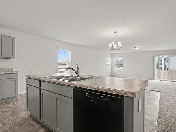 4th image of 6003 Lowgrass Rd