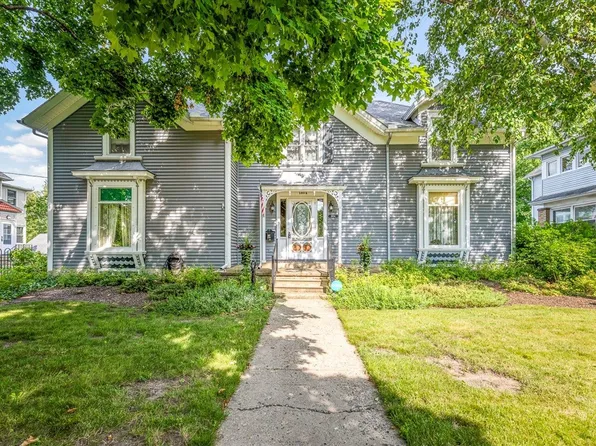 1004 Pearl St, Belvidere, IL 61008