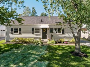 823 Roosevelt Ave, Cuyahoga Falls, OH 44221
