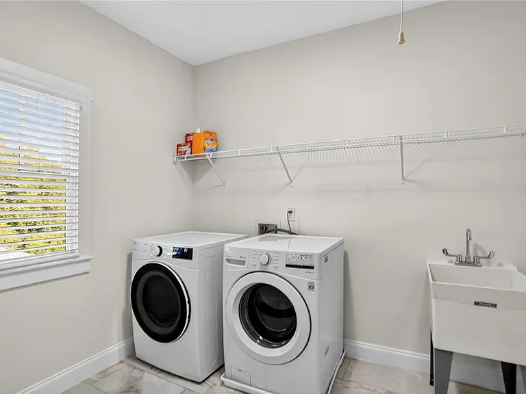 1170 Moton Ave SW — Photo 24