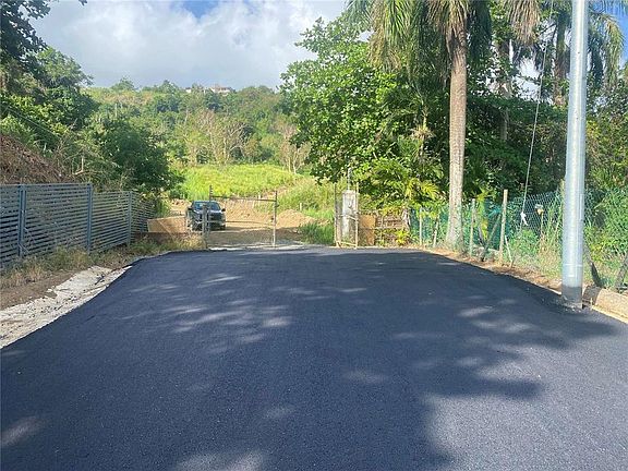 2nd image of Quebrada Grande