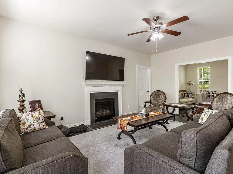 1339 Millers Ln — Photo 15