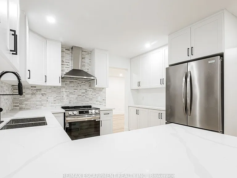 2104 Mississauga Rd — Photo 12