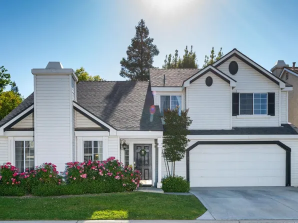 10709 N Windham Bay Cir, Fresno, CA 93730