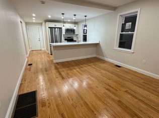 322 Jefferson Ave #2, Salem, MA 01970