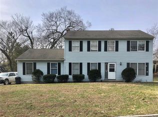 5 Nicole Pl, Pearl River, NY 10965