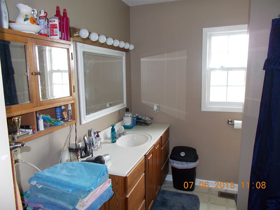 Master Bedroom Bathroom
