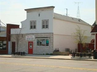 131 W Main St, Winneconne, WI 54986