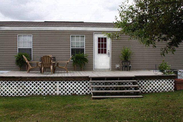 2nd image of 26125 Longvue Dr