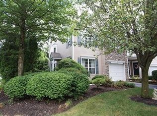 8 Battalion Dr, Basking Ridge, NJ 07920