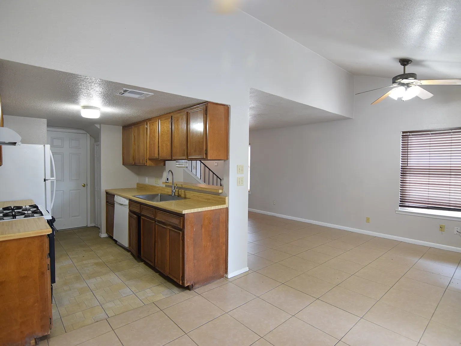 2403 Skylark Cir, Killeen — Photo 4