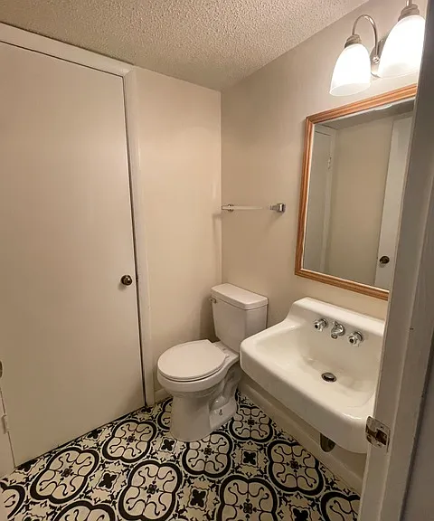 48 Dogwood Ct #E — Photo 6