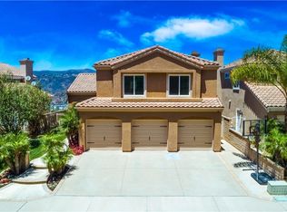 657 S Morningstar Dr, Anaheim, CA 92808