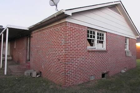 2nd image of 3013 28th St