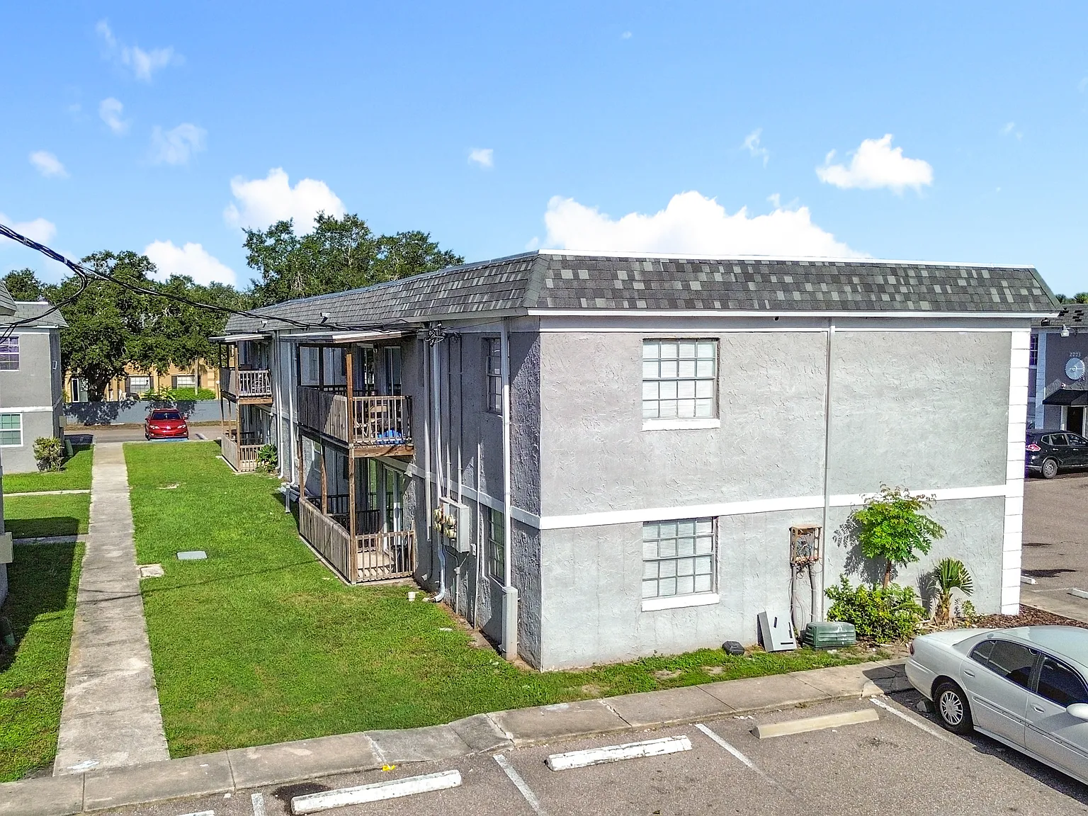 2 bed, 1.5 bath, 992 sqft, $1,450 — Photo 3