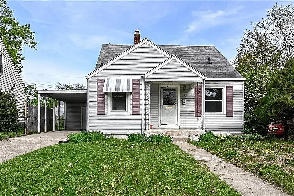 3 bed, 1.0 bath, 1225 sqft, $1,250 — Photo 1