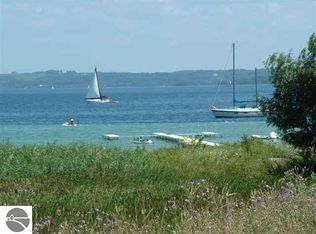 5577 S Spyglass Ridge Dr #5, Suttons Bay, MI 49682